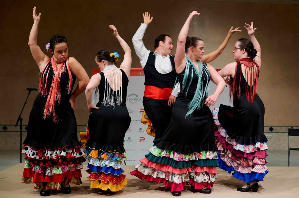 Cóctel Solidario de Tacumi 2025